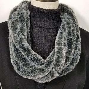 Charcoal Gray Faux Fur Necklace Infinity Scarf